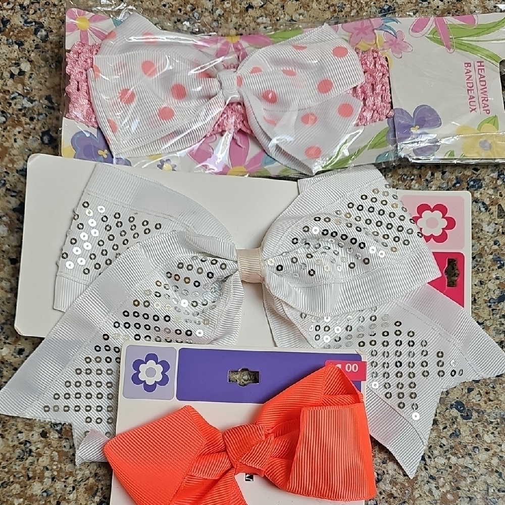 Girls NWT Set of Decorative Hair Bows in White and Orange